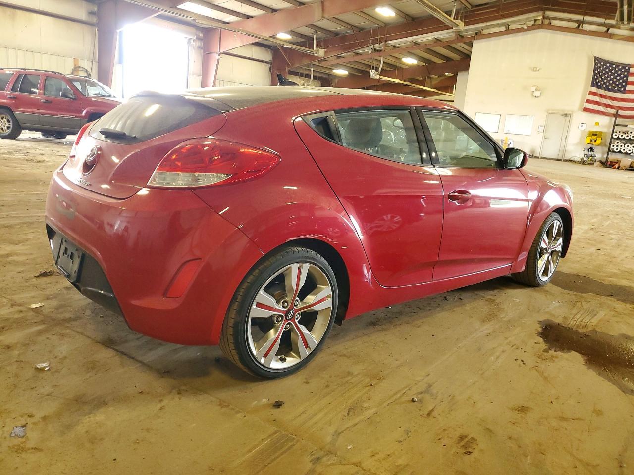 2013 Hyundai Veloster Base Red vin: KMHTC6AD7DU179463