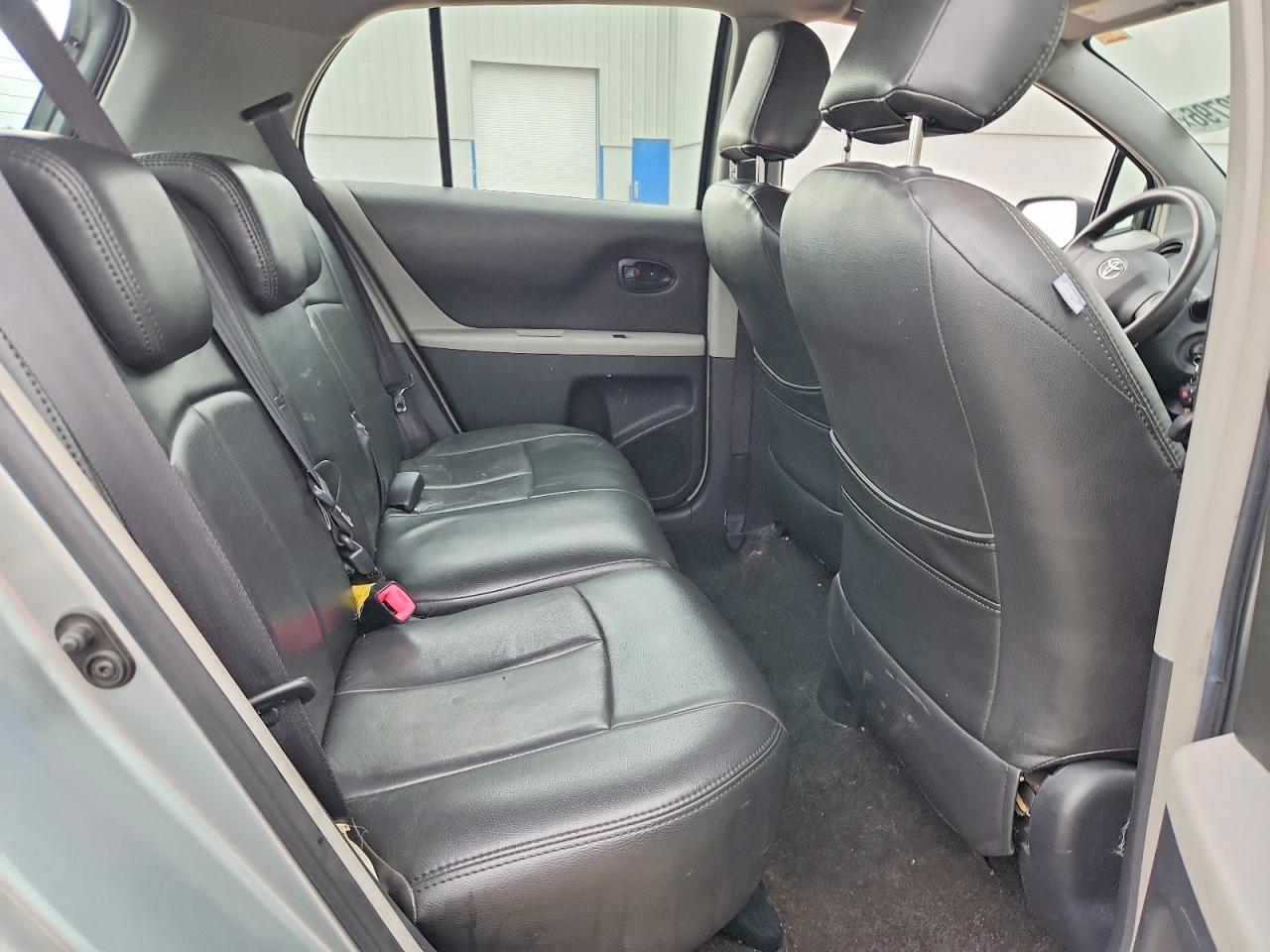 2009 Toyota Yaris Base Gray vin: JTDKT903795232612