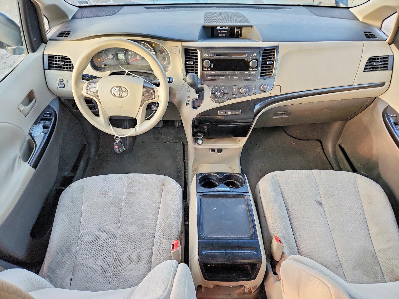 2011 Toyota Sienna Le Black vin: 5TDKK3DC8BS094136