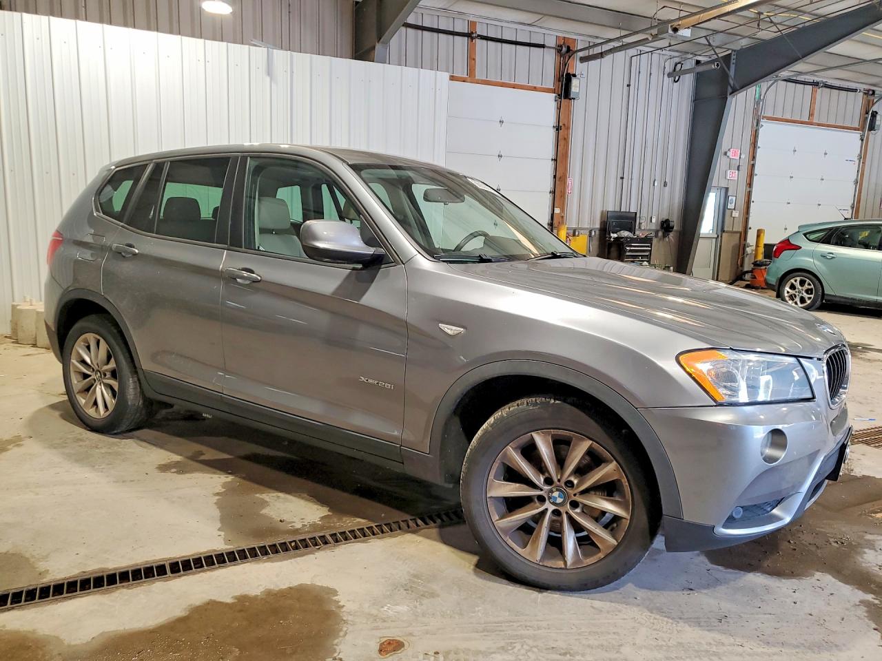 2013 Bmw X3 Xdrive28i Silver vin: 5UXWX9C5XD0A08776