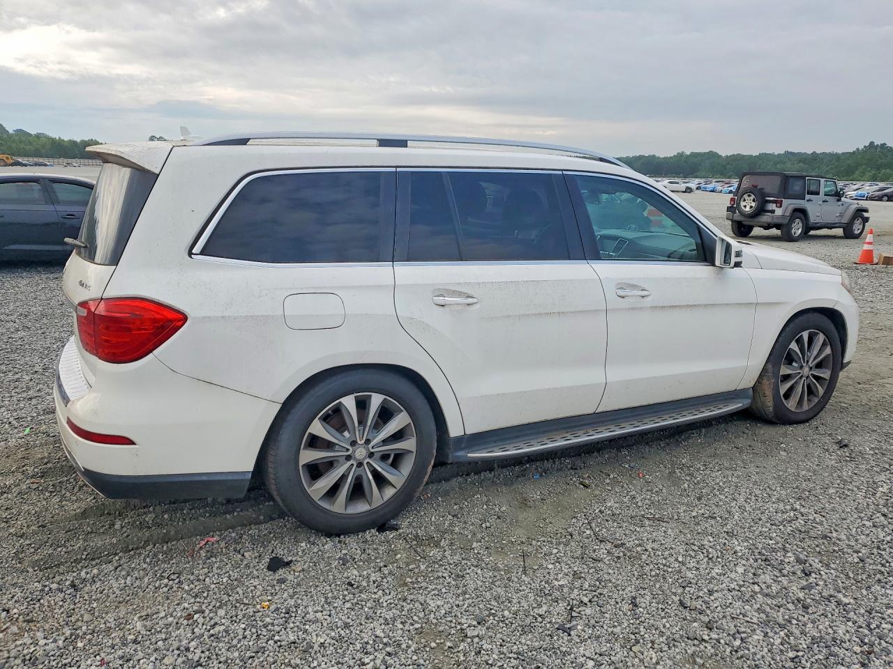 2014 Mercedes-benz Gl 450 4matic White vin: 4JGDF7CEXEA341872