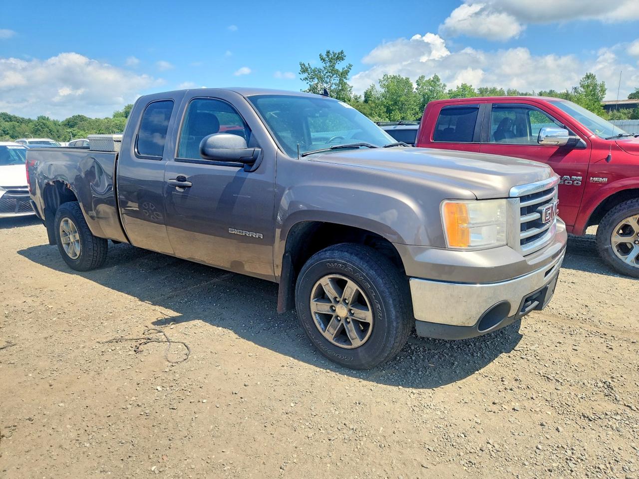2013 Gmc Sierra K1500 Sle Brown vin: 1GTR2VE76DZ214755