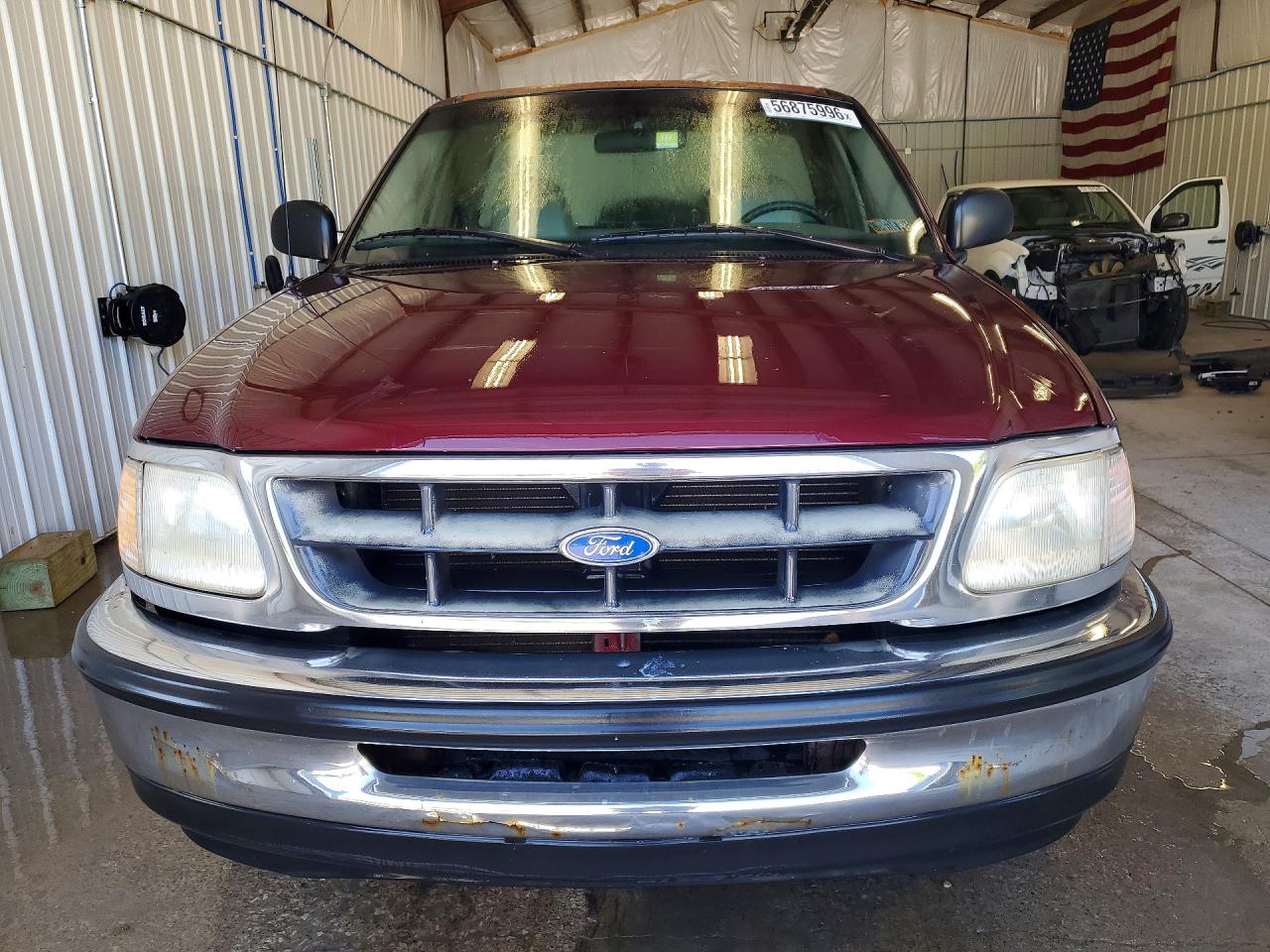 1997 Ford F150 Бордовый vin: 1FTDF1722VNB72151