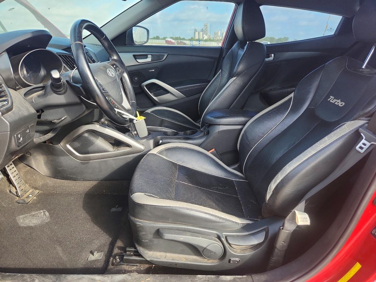 2015 Hyundai Veloster Turbo Red vin: KMHTC6AE6FU240698