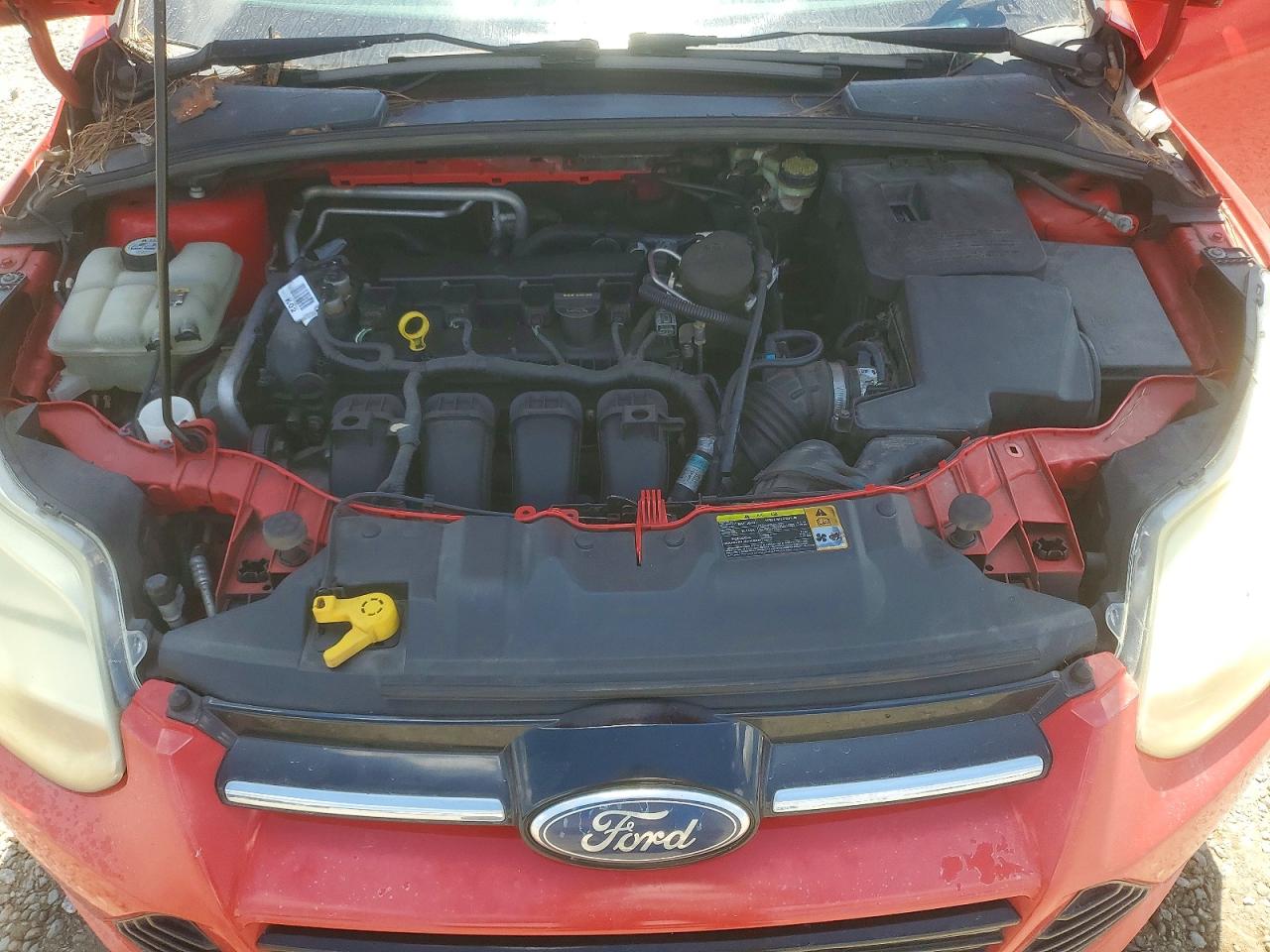 2012 Ford Focus Se Red vin: 1FAHP3K28CL327513