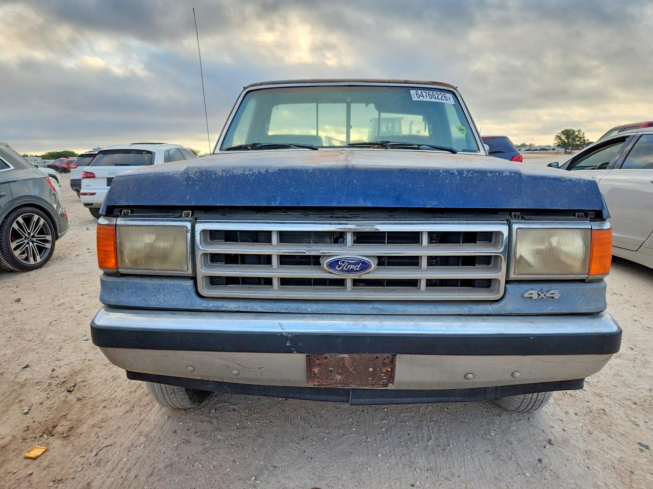 1988 Ford F150 Blue vin: 1FTEF14N5JNB10451