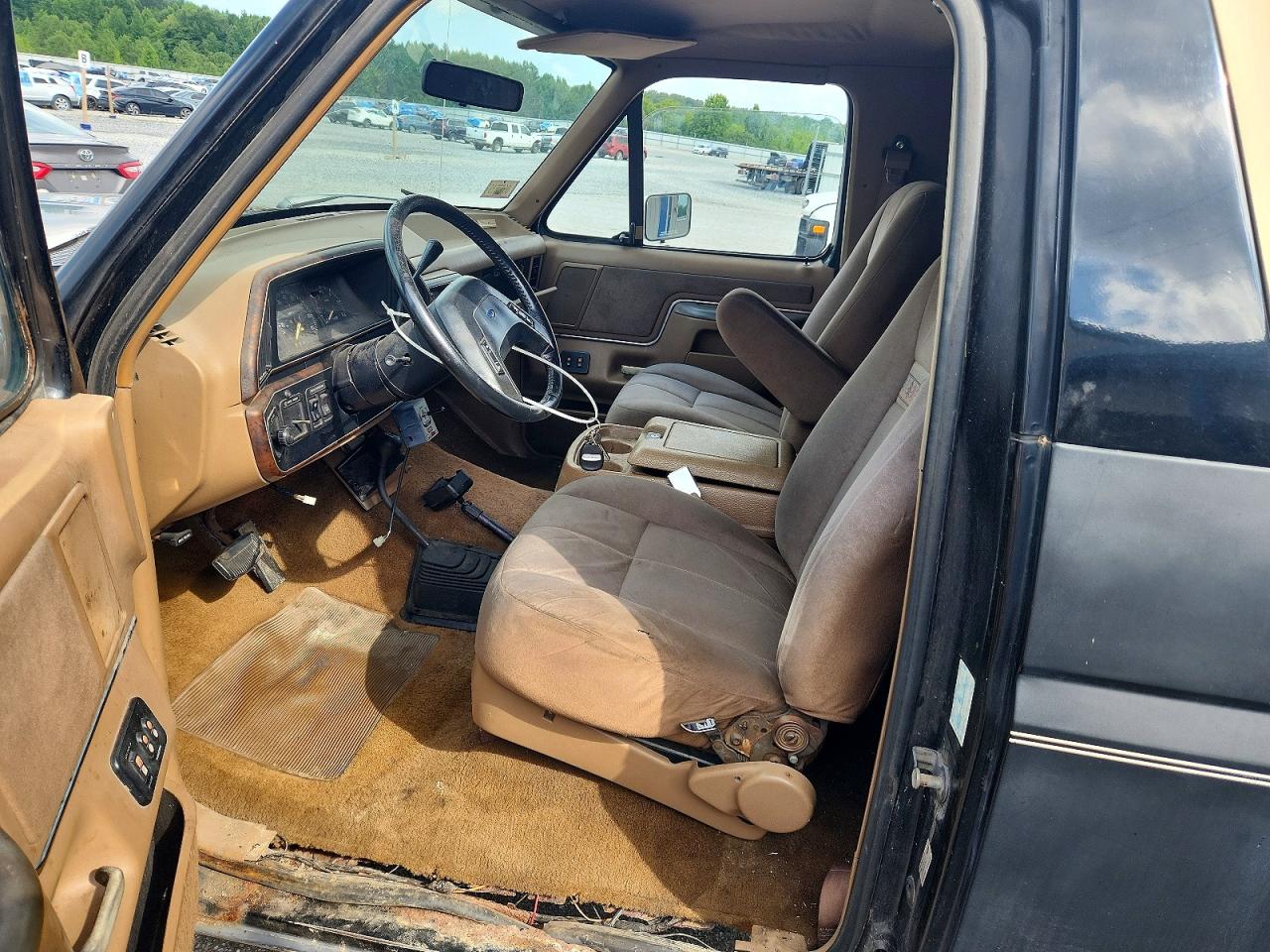 1989 Ford Bronco U100 Black vin: 1FMEU15H1KLB15458