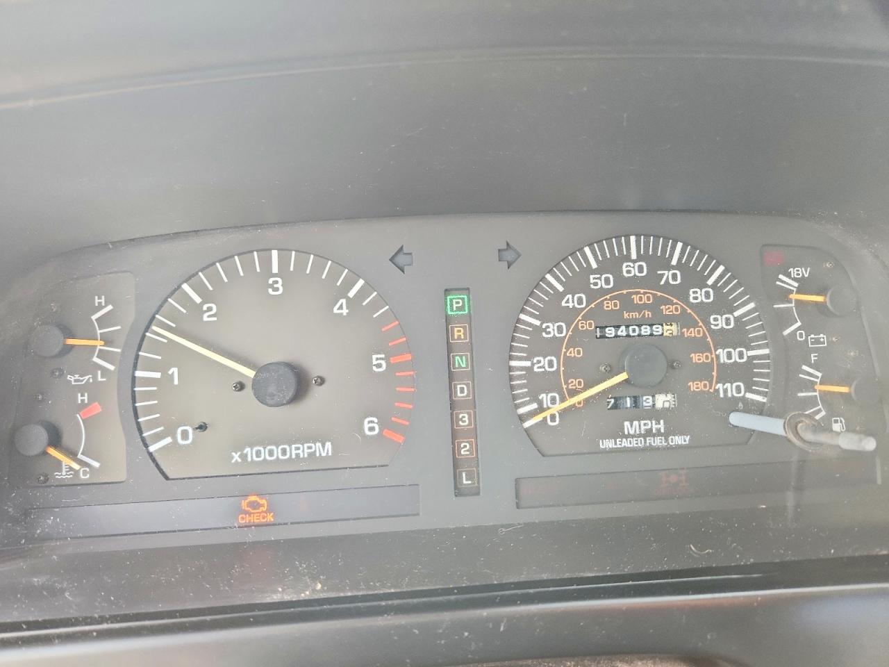 1991 Toyota Land Cruiser Fj80 Red vin: JT3FJ80W1M0012632