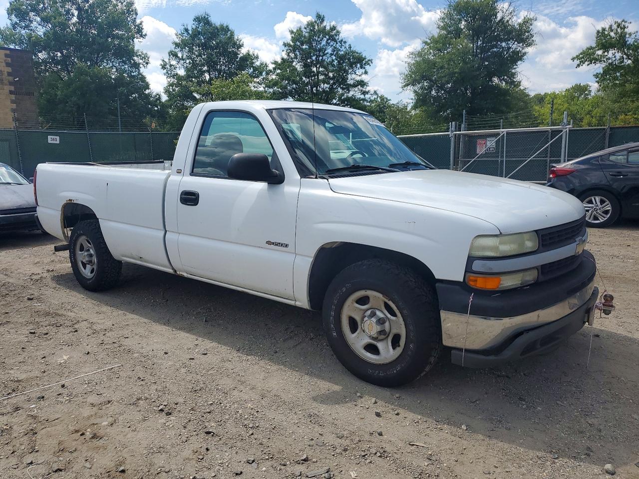 2002 Chevrolet Silverado C1500 White vin: 1GCEC14W92Z277634