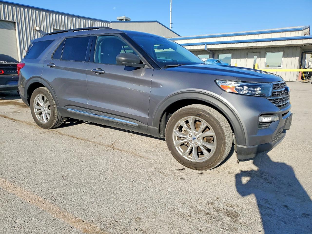 2021 Ford Explorer Xlt Серый vin: 1FMSK8DH6MGA41615