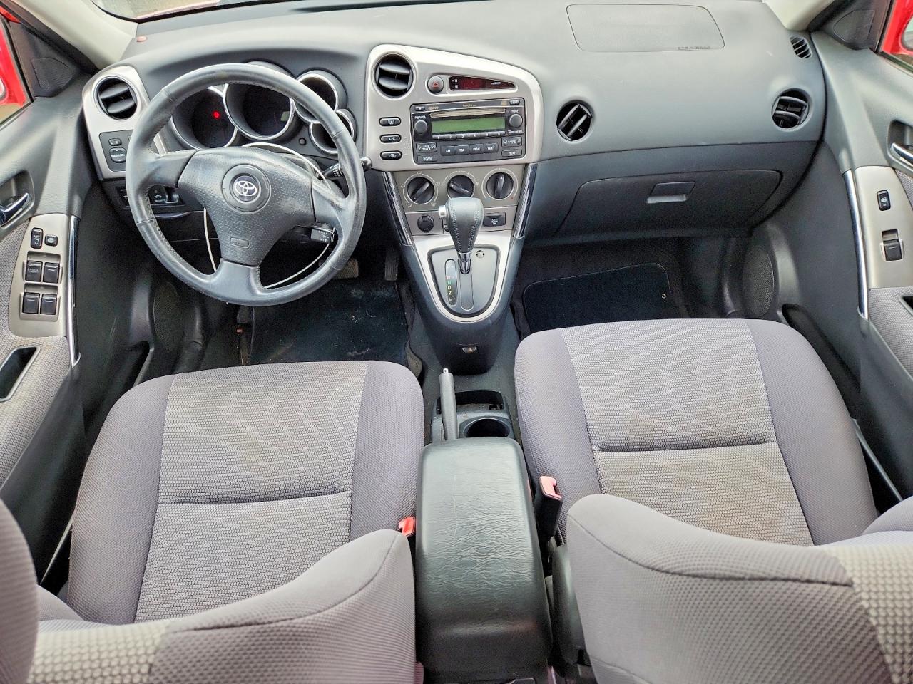 2005 Toyota Corolla Matrix Xr Красный vin: 2T1KR32E35C488592