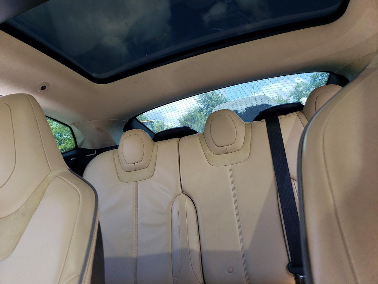 2013 Tesla Model S White vin: 5YJSA1DP7DFP06103