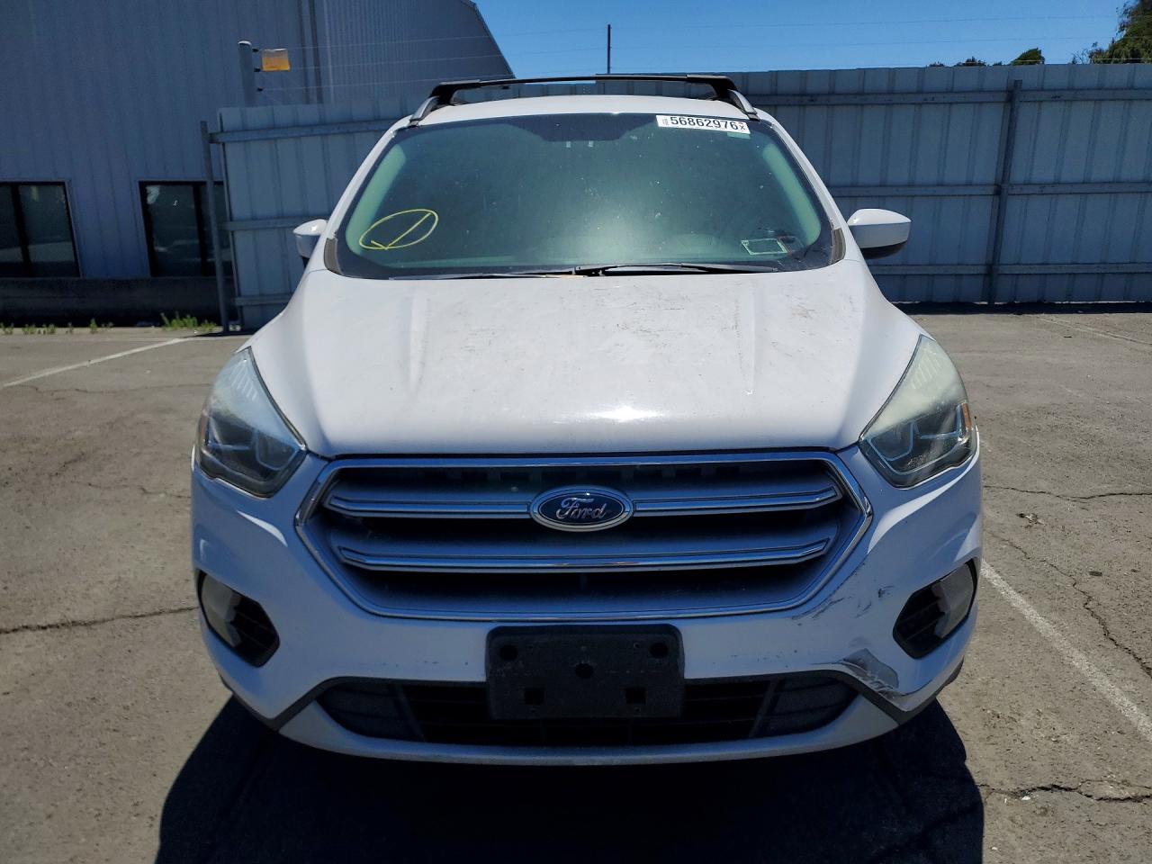 2017 Ford Escape Se White vin: 1FMCU9GD6HUB45915