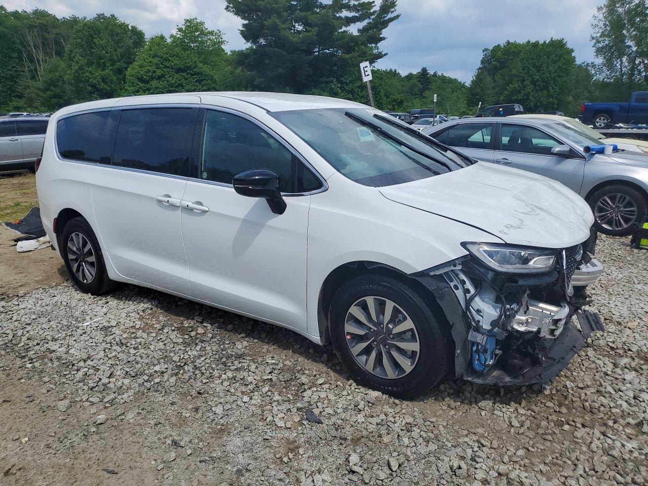 2025 Chrysler Pacifica Hybrid Select White vin: 2C4RC1S73SR573126