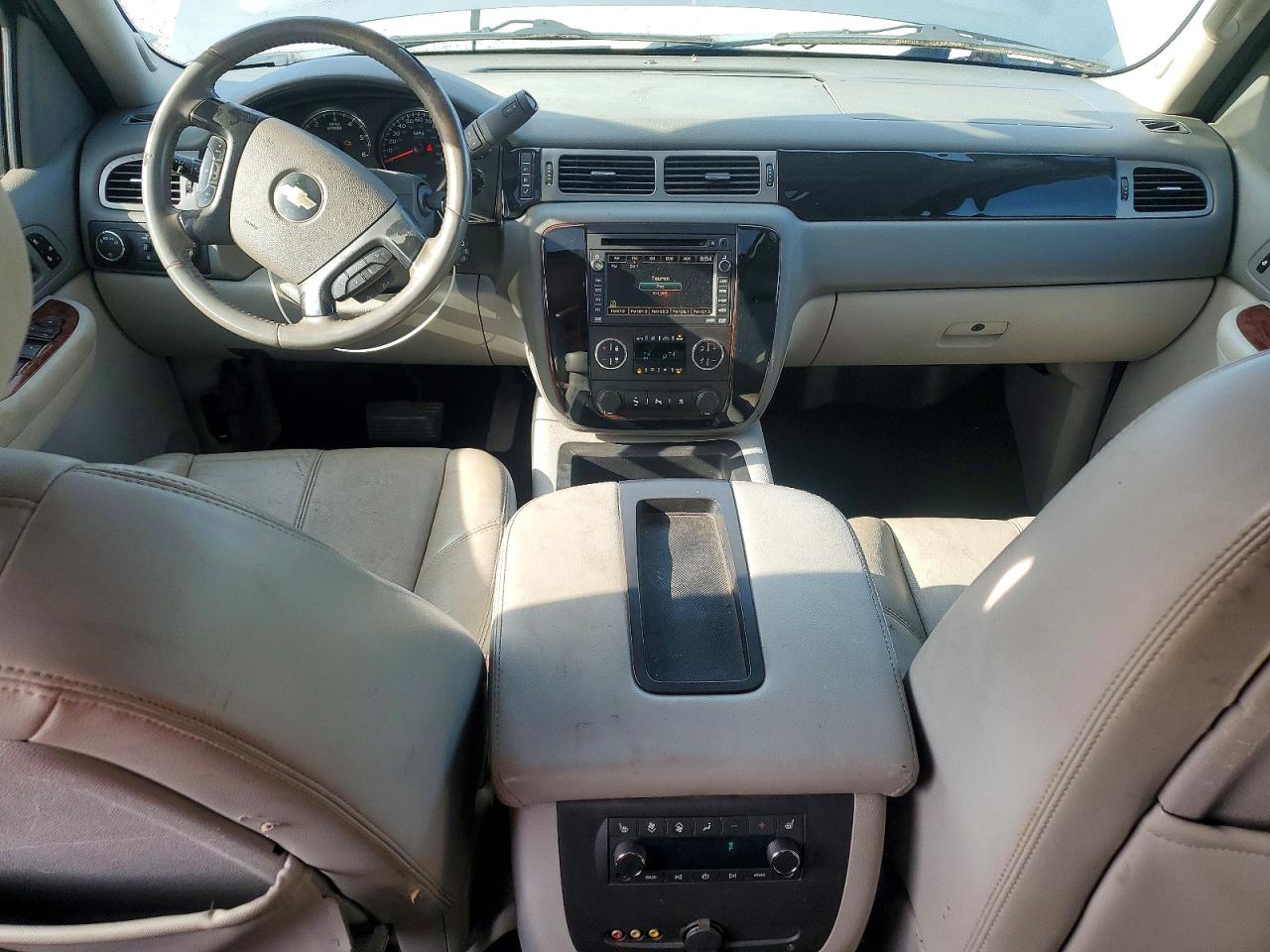 2009 Chevrolet Tahoe K1500 Lt Gray vin: 1GNFK23019R173649