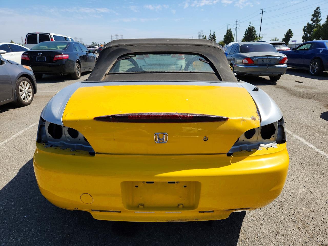 2005 Honda S2000 Yellow vin: JHMAP214X5S001857