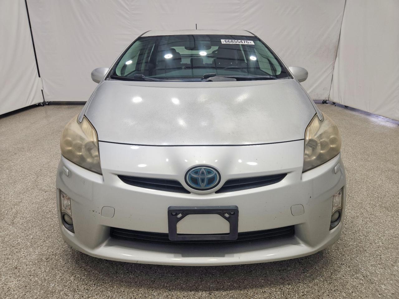 2010 Toyota Prius V Silver vin: JTDKN3DU5A1058268