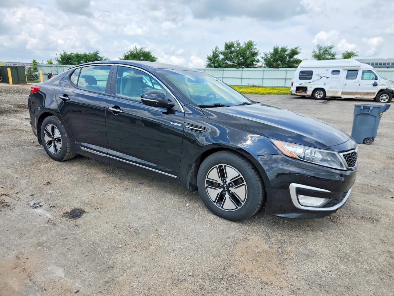 2013 Kia Optima Hybrid Black vin: KNAGM4AD2D5053820