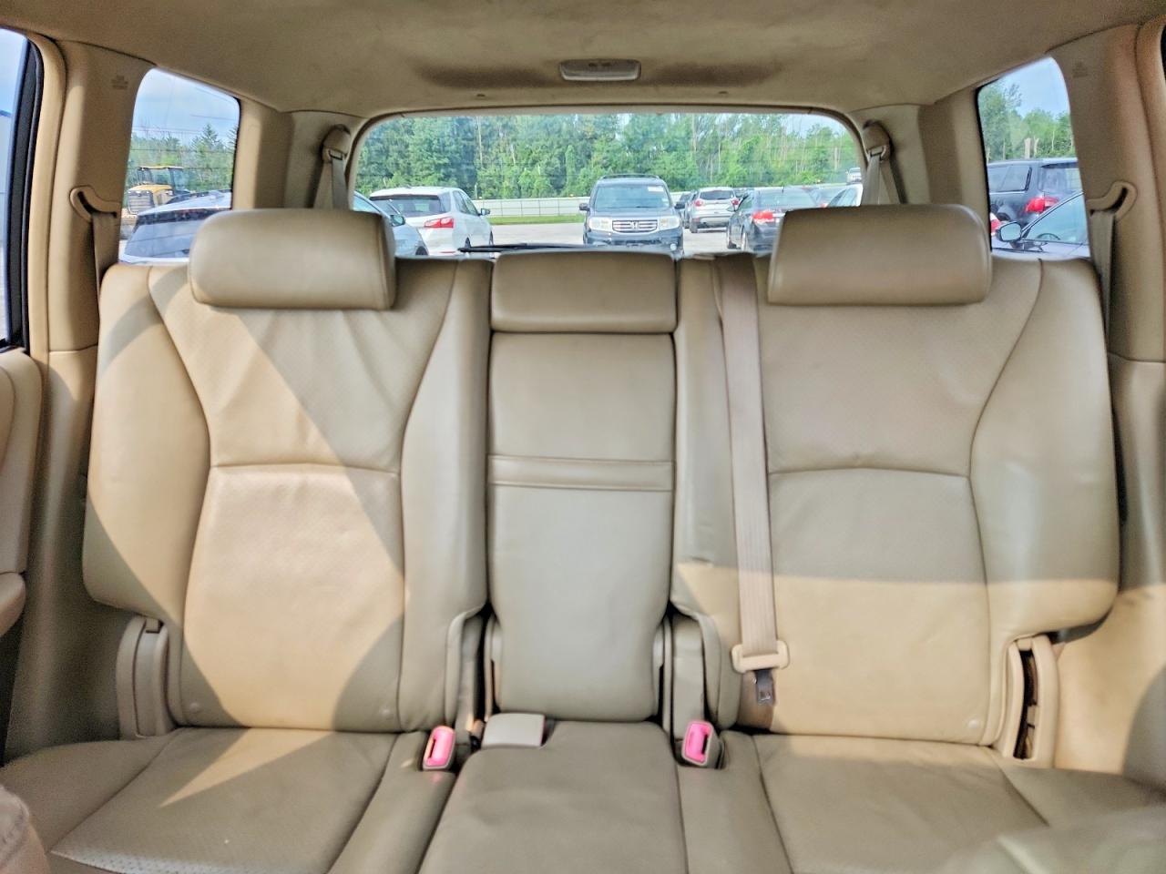 2006 Toyota Highlander Hybrid Gold vin: JTEEW21A460006749