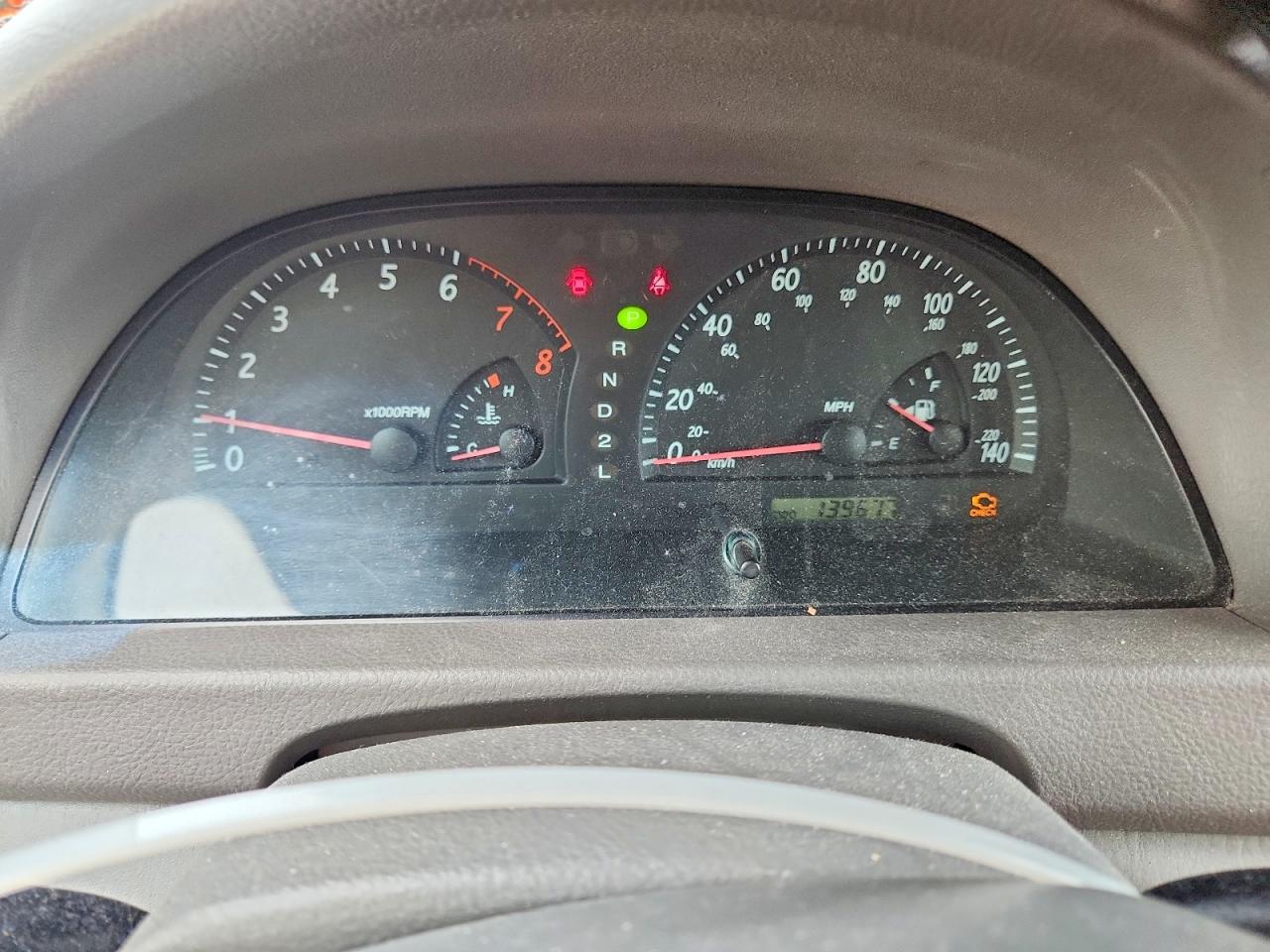 2004 Toyota Camry Le Black vin: JTDBE32K140261377