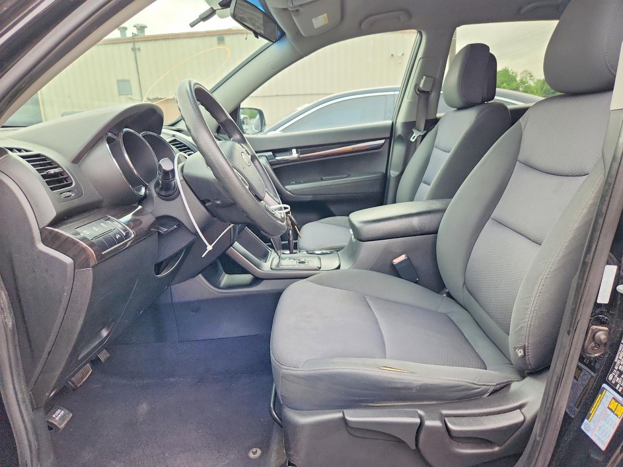 2012 Kia Sorento Lx Black vin: 5XYKT3A19CG261053