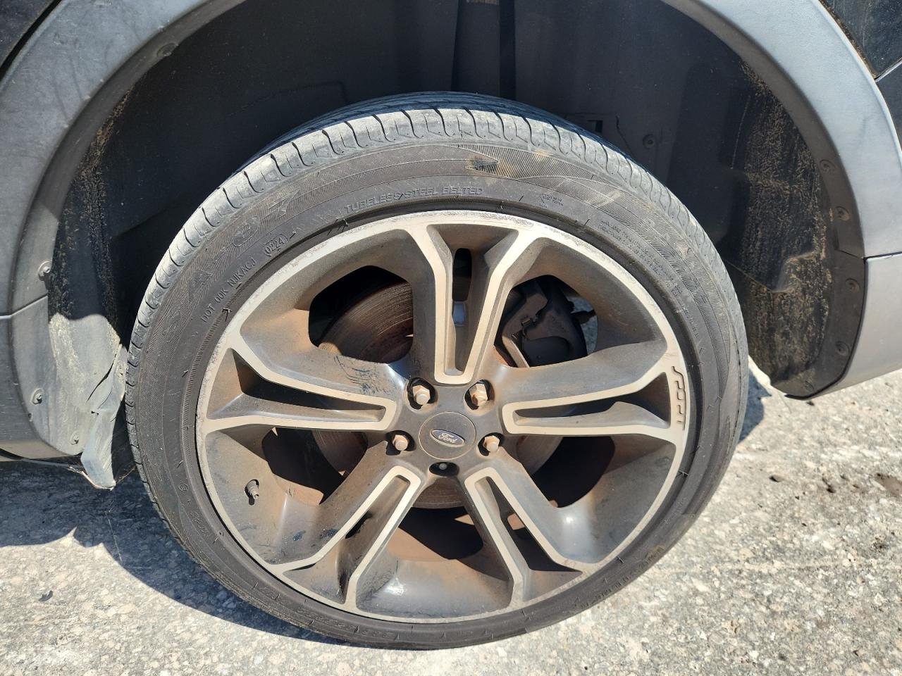 2014 Ford Explorer Sport Черный vin: 1FM5K8GT4EGB41081 Damage: Left Rear Wheel, Curb Rash, 5 To 6 Inches