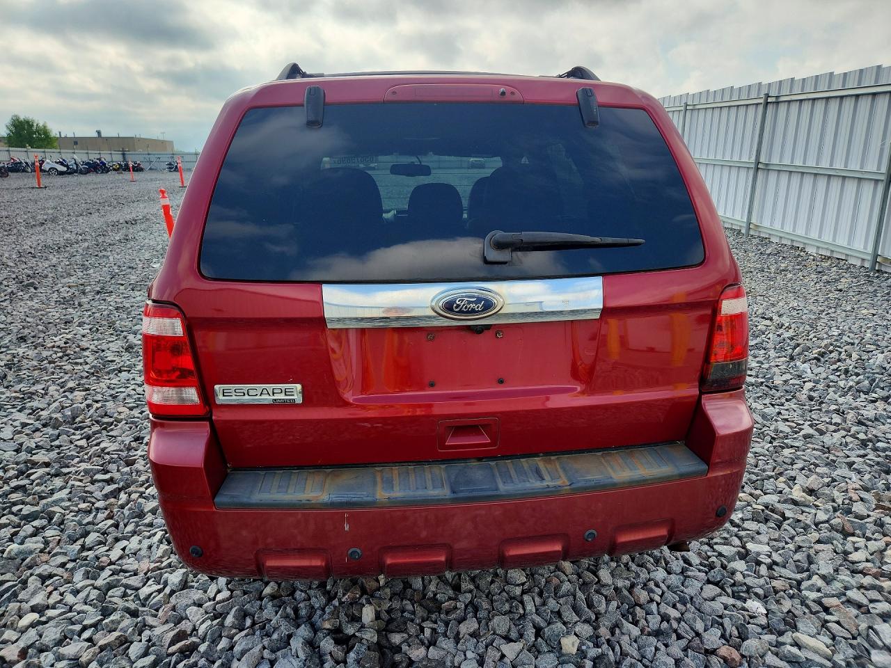 2012 Ford Escape Limited Red vin: 1FMCU9E71CKC45034