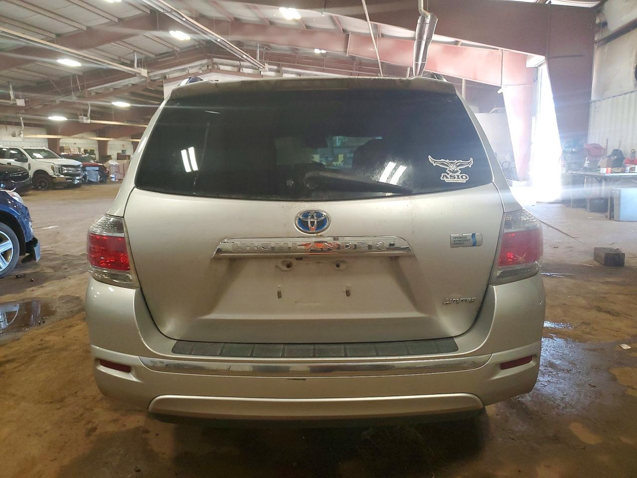 2011 Toyota Highlander Hybrid Limited Silver vin: JTEDC3EH3B2001042