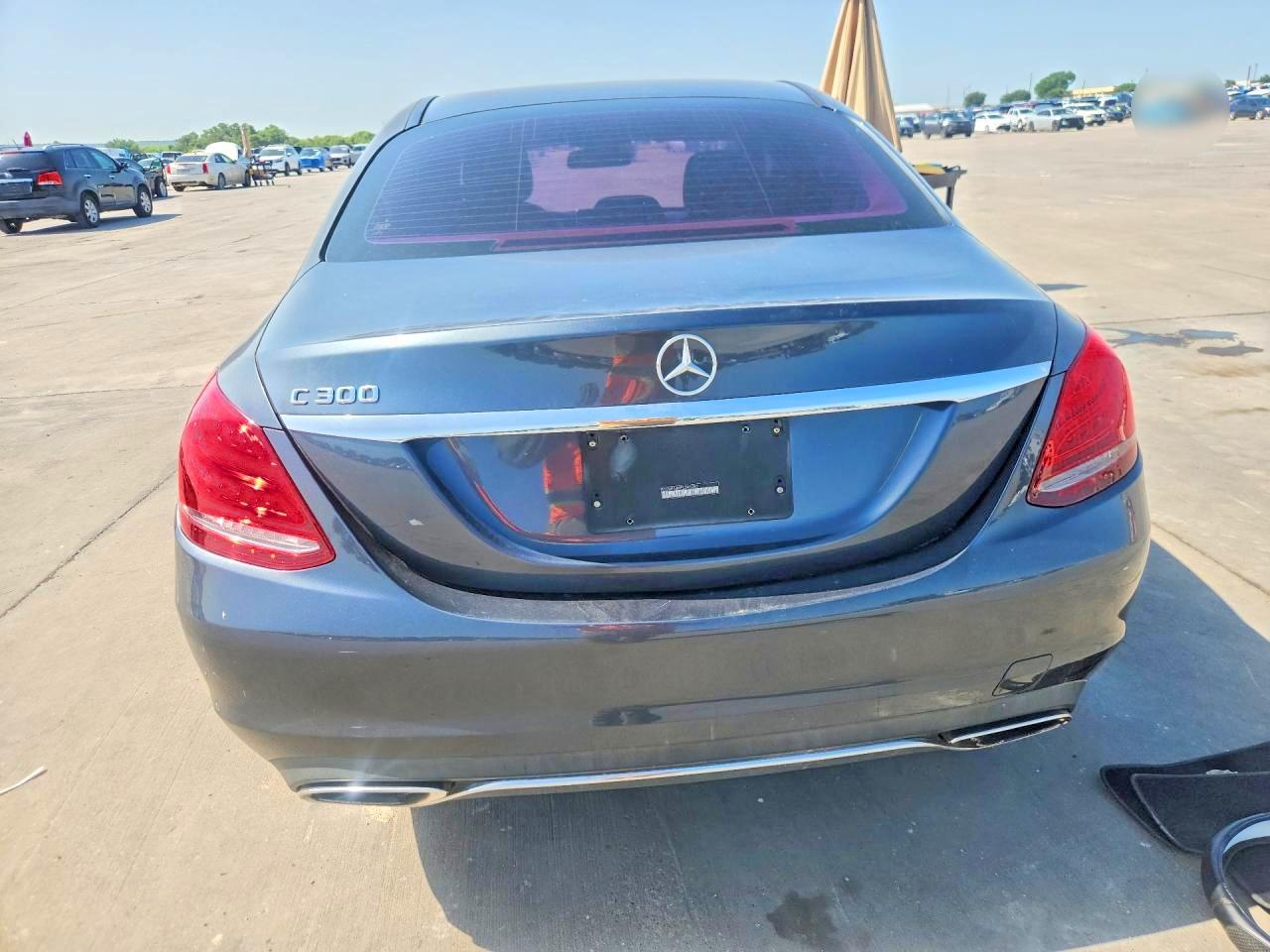 2015 Mercedes-benz C 300 Gray vin: 55SWF4JB0FU045285