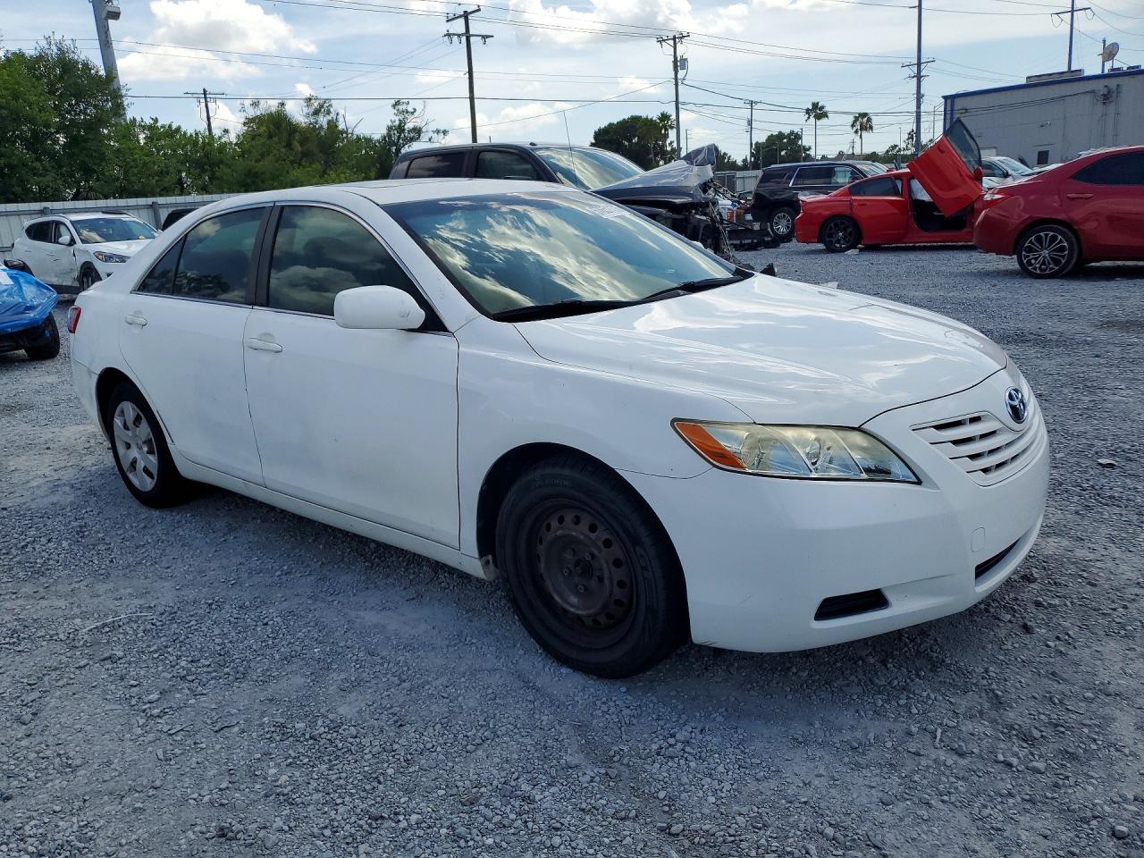 2007 Toyota Camry Le Белый vin: JTNBE46K173068421