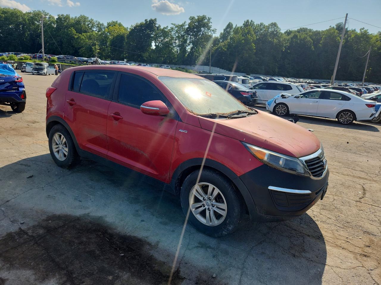 2011 Kia Sportage Lx Красный vin: KNDPBCA26B7098570
