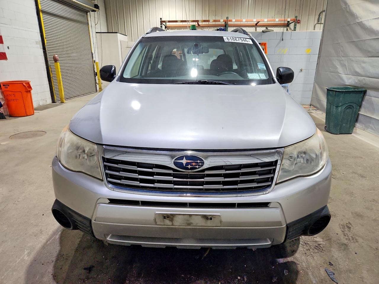2010 Subaru Forester Xs Silver vin: JF2SH6BC5AH779024