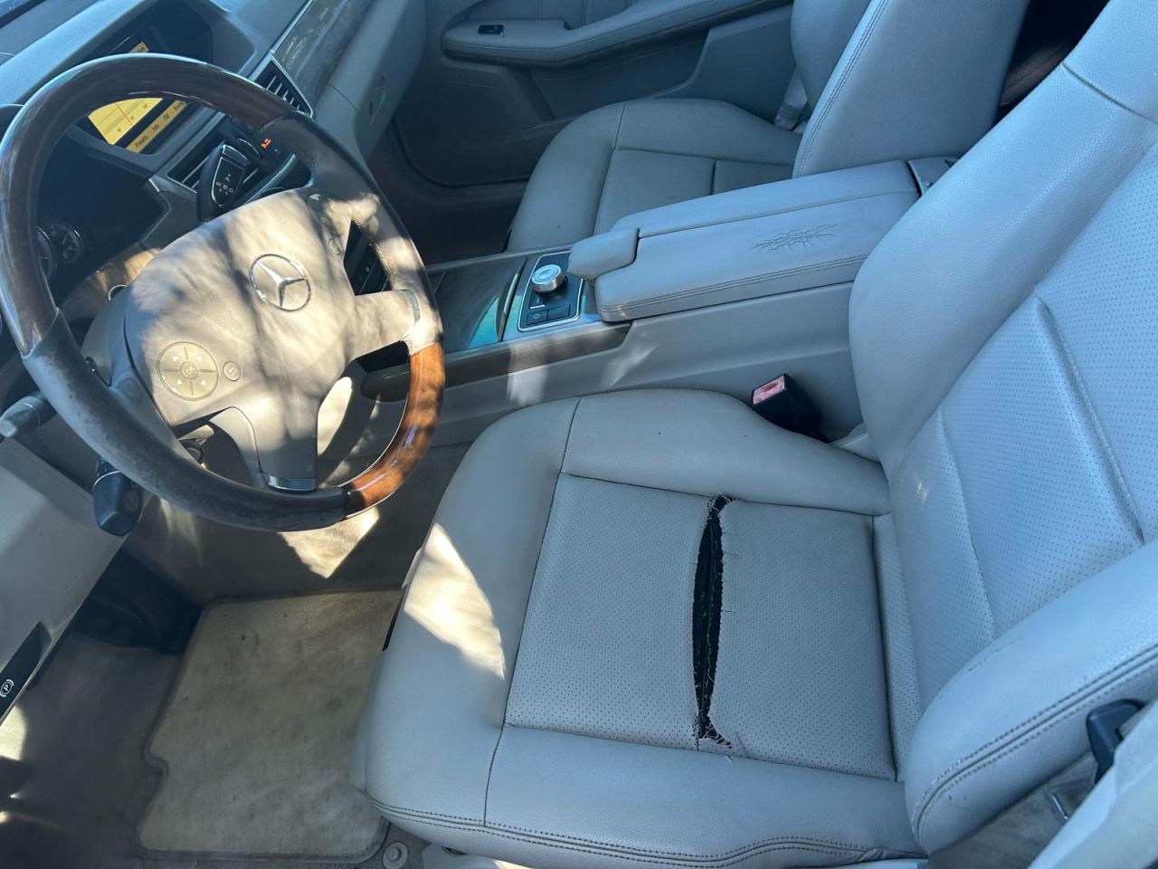 2010 Mercedes-benz E 350 Синий vin: WDDHF5GB5AA233623
