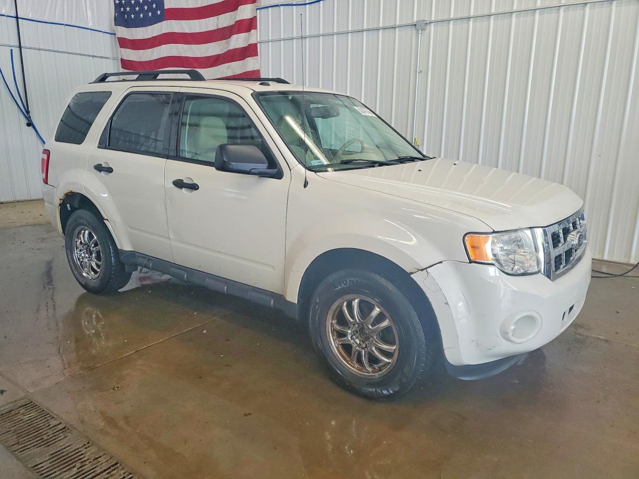 2012 Ford Escape Xlt White vin: 1FMCU9D72CKC56237