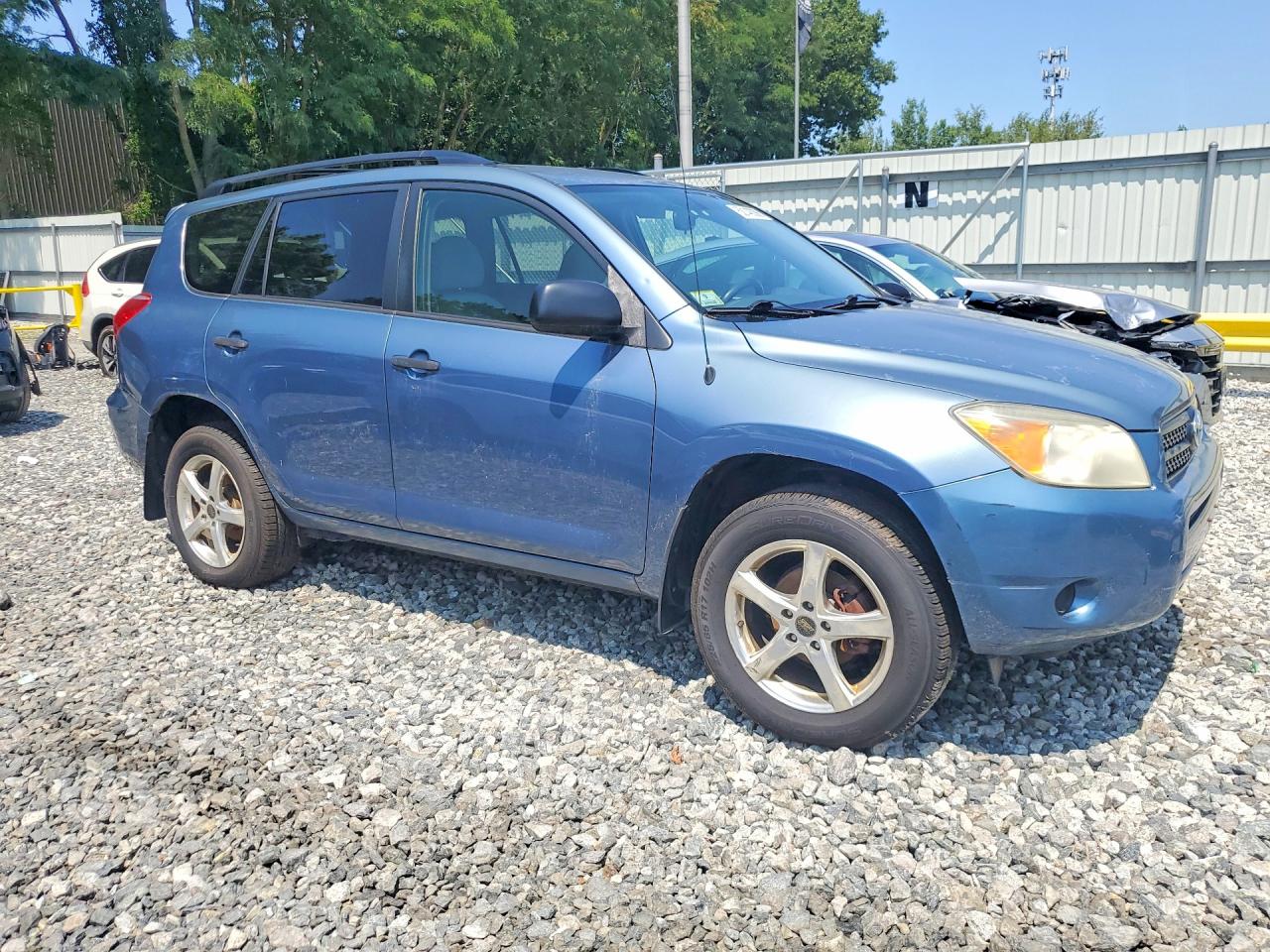 2006 Toyota Rav4 Base Blue vin: JTMBD33V565016521