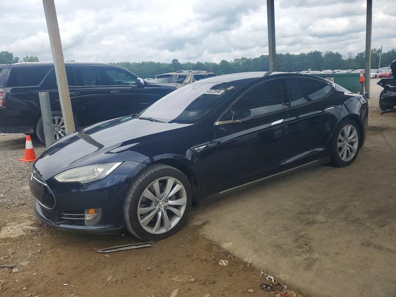 2014 Tesla Model S Синий vin: 5YJSA1H10EFP60852