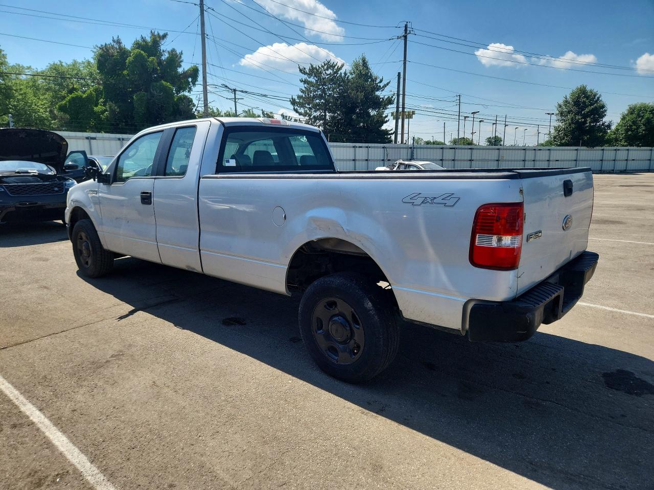 2005 Ford F150 Серебряный vin: 1FTVX14585NB75569