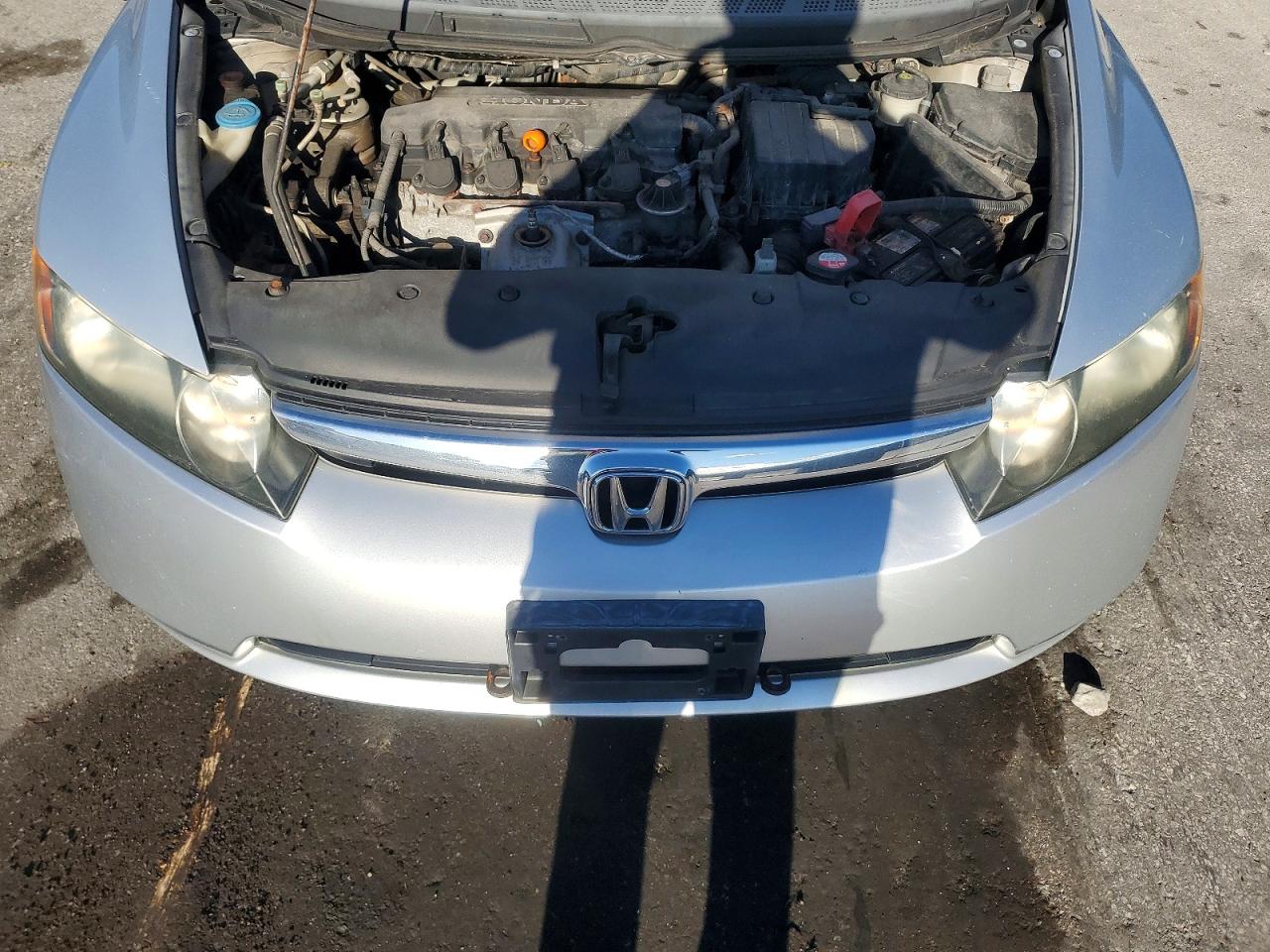 2008 Honda Civic Lx Silver vin: 1HGFA15578L008755