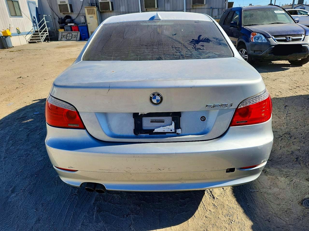 2010 Bmw 528 I Серебряный vin: WBANU5C52AC441723