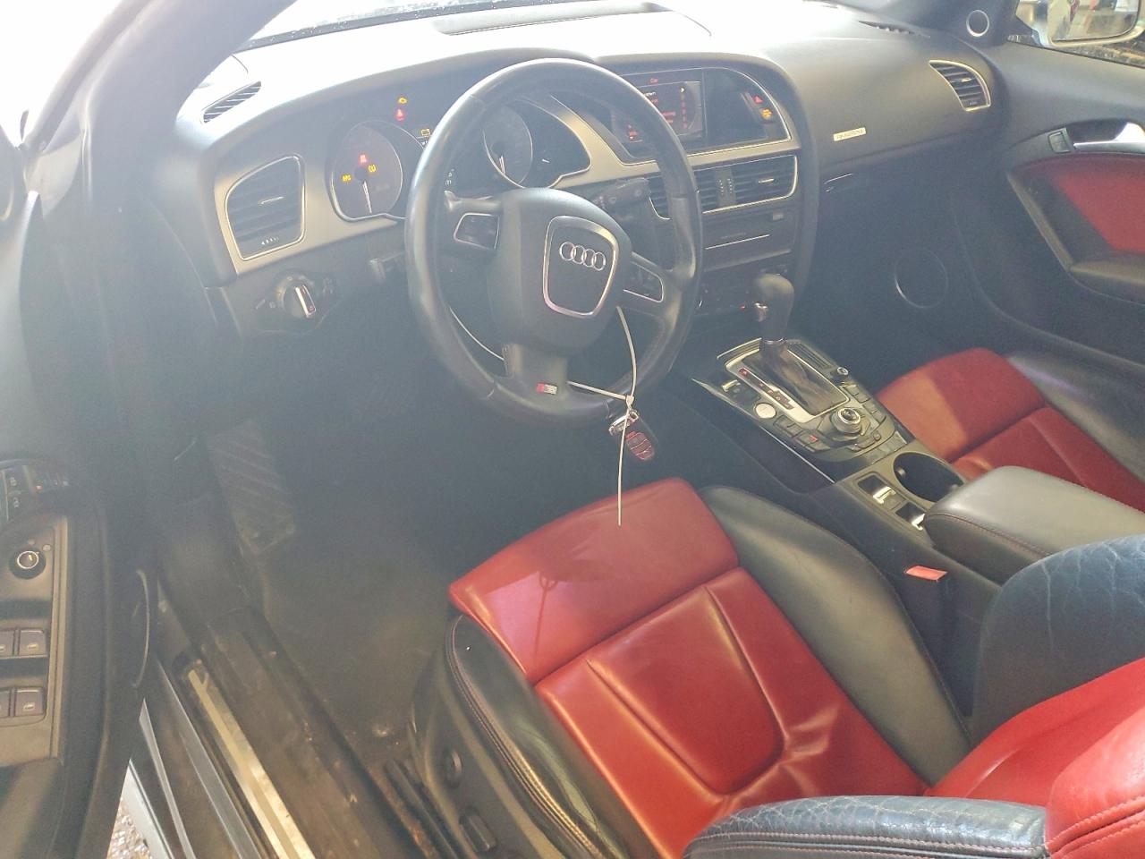 2011 Audi S5 Prestige Gray vin: WAUVGAFHXBN018612