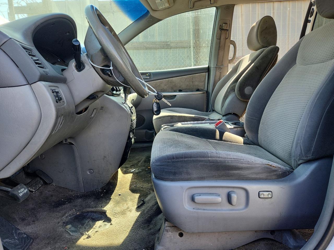 2009 Toyota Sienna Le 8-passenger Белый vin: 5TDZK23C79S252437