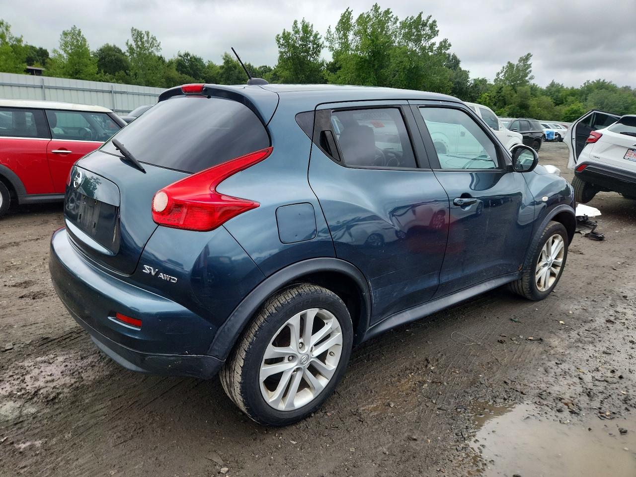 2011 Nissan Juke S Синий vin: JN8AF5MV6BT017428