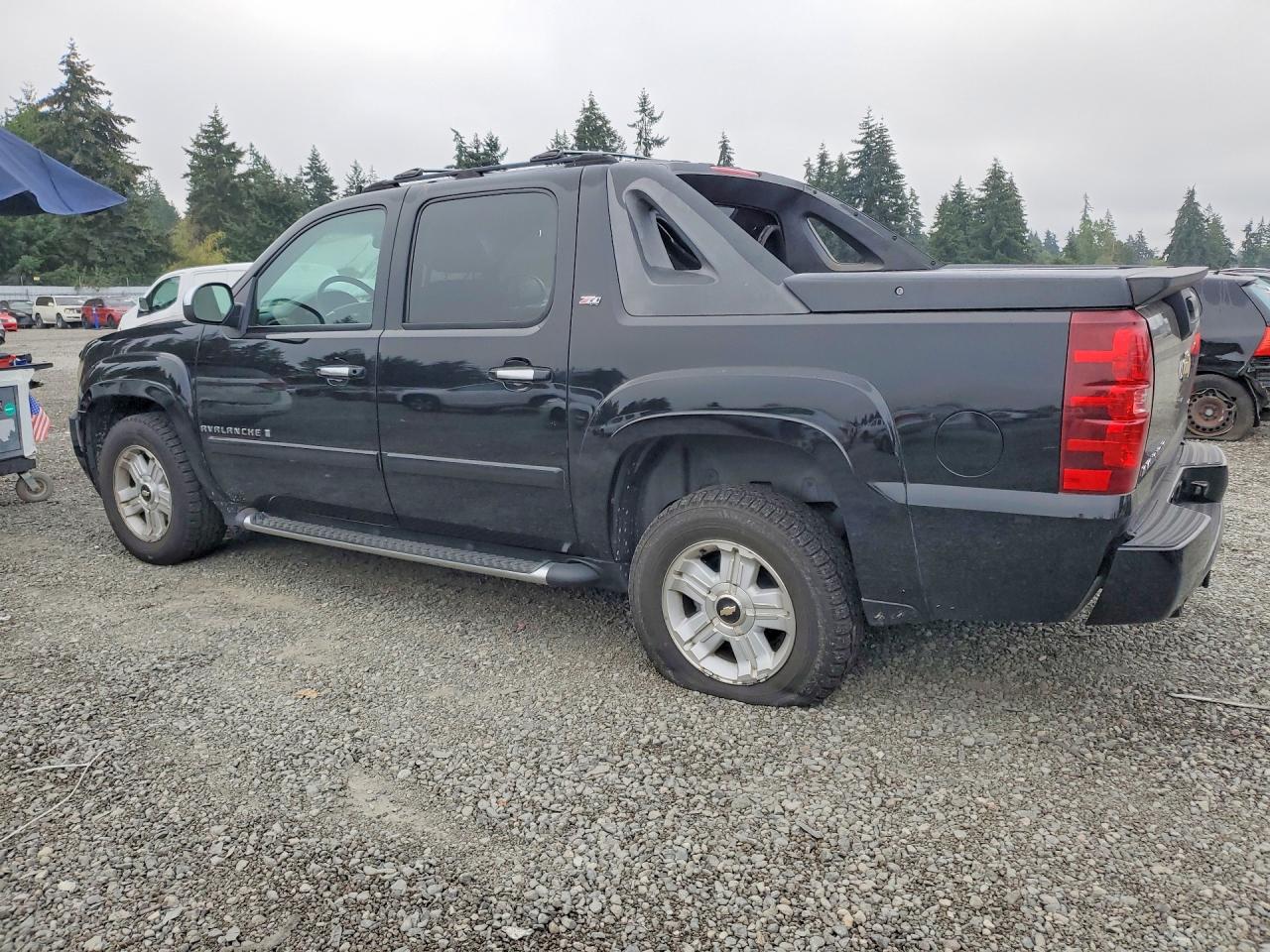 2007 Chevrolet Avalanche K1500 Black vin: 3GNFK12377G237664