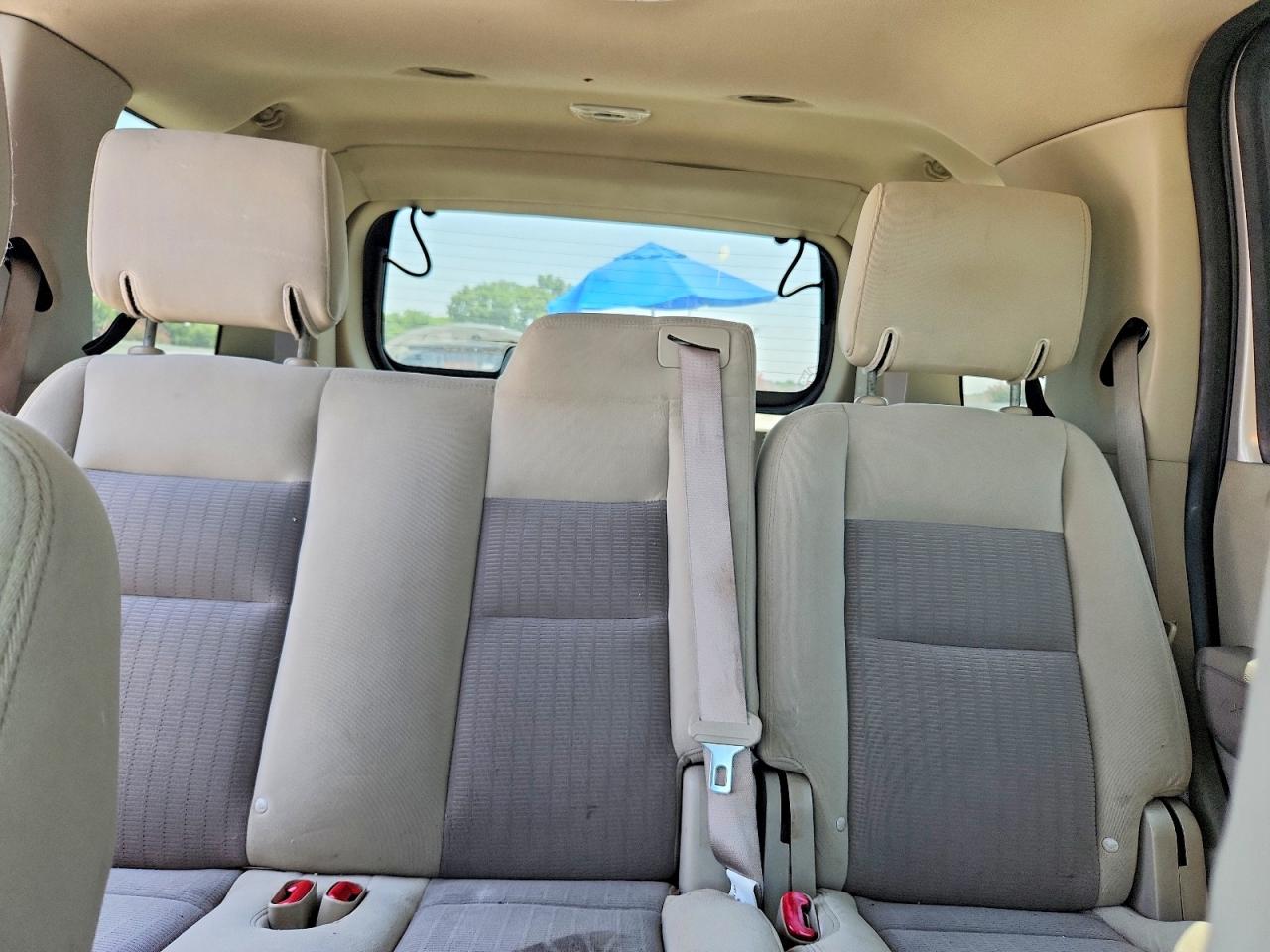 2007 Ford Explorer Xlt Silver vin: 1FMEU63E87UB00026