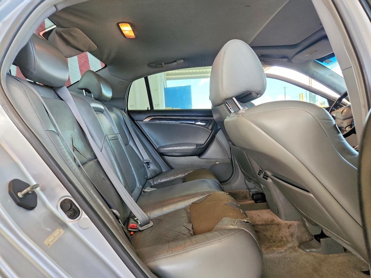 2005 Acura Tl Серебряный vin: 19UUA66285A002348