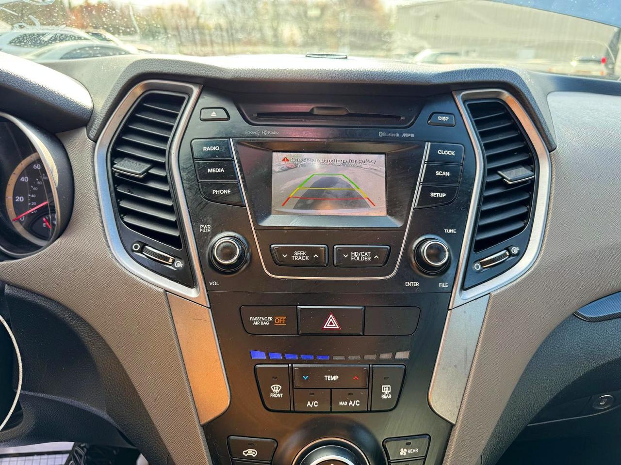 2015 Hyundai Santa Fe Gls Silver vin: KM8SMDHF6FU119682