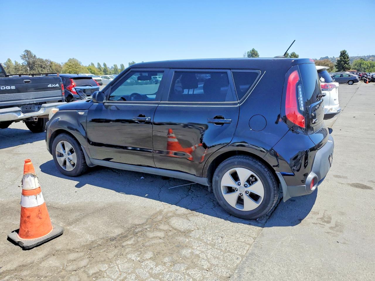 2014 Kia Soul Base Черный vin: KNDJN2A23E7040542
