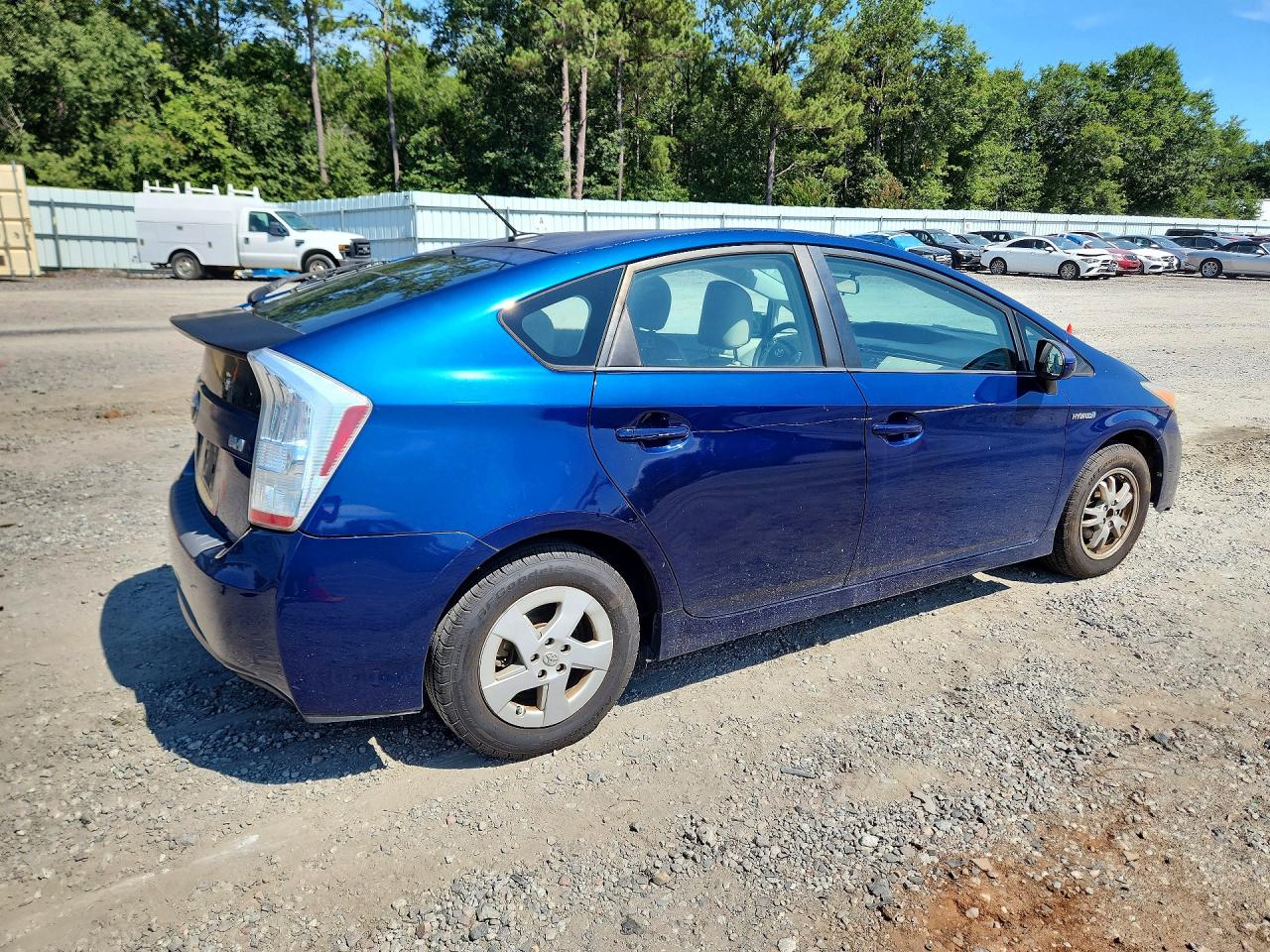 2010 Toyota Prius Iii Blue vin: JTDKN3DU1A0212710