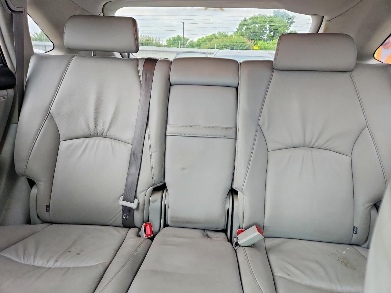 2004 Lexus Rx 330 White vin: JTJHA31U840065166