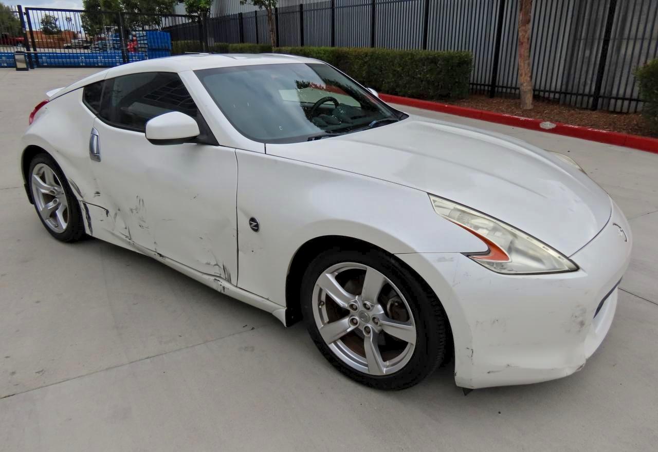 2011 Nissan 370z Base Белый vin: JN1AZ4EH8BM555146